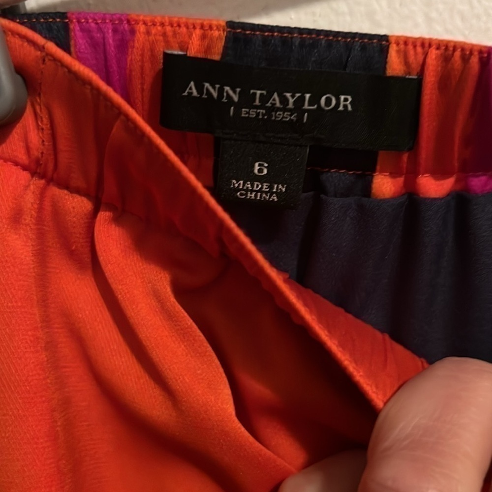 Ann Taylor mini skirt - size 6 - Picture 3 of 7